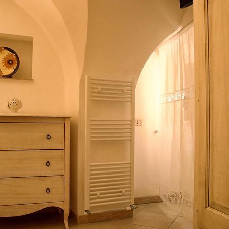 Casetta Nel Centro Storico Di Cisternino Luaran gambar