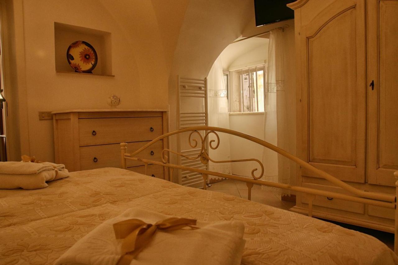 Casetta Nel Centro Storico Di Cisternino Luaran gambar
